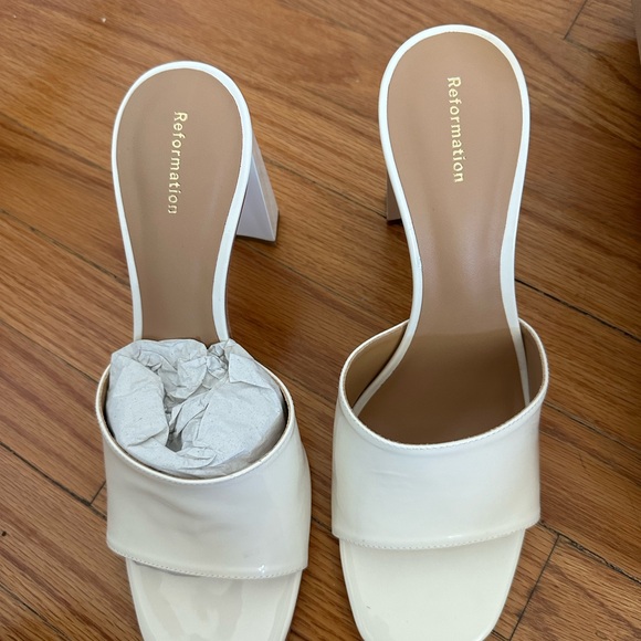 Reformation Georgi Block Heal Sandal - Picture 3 of 8